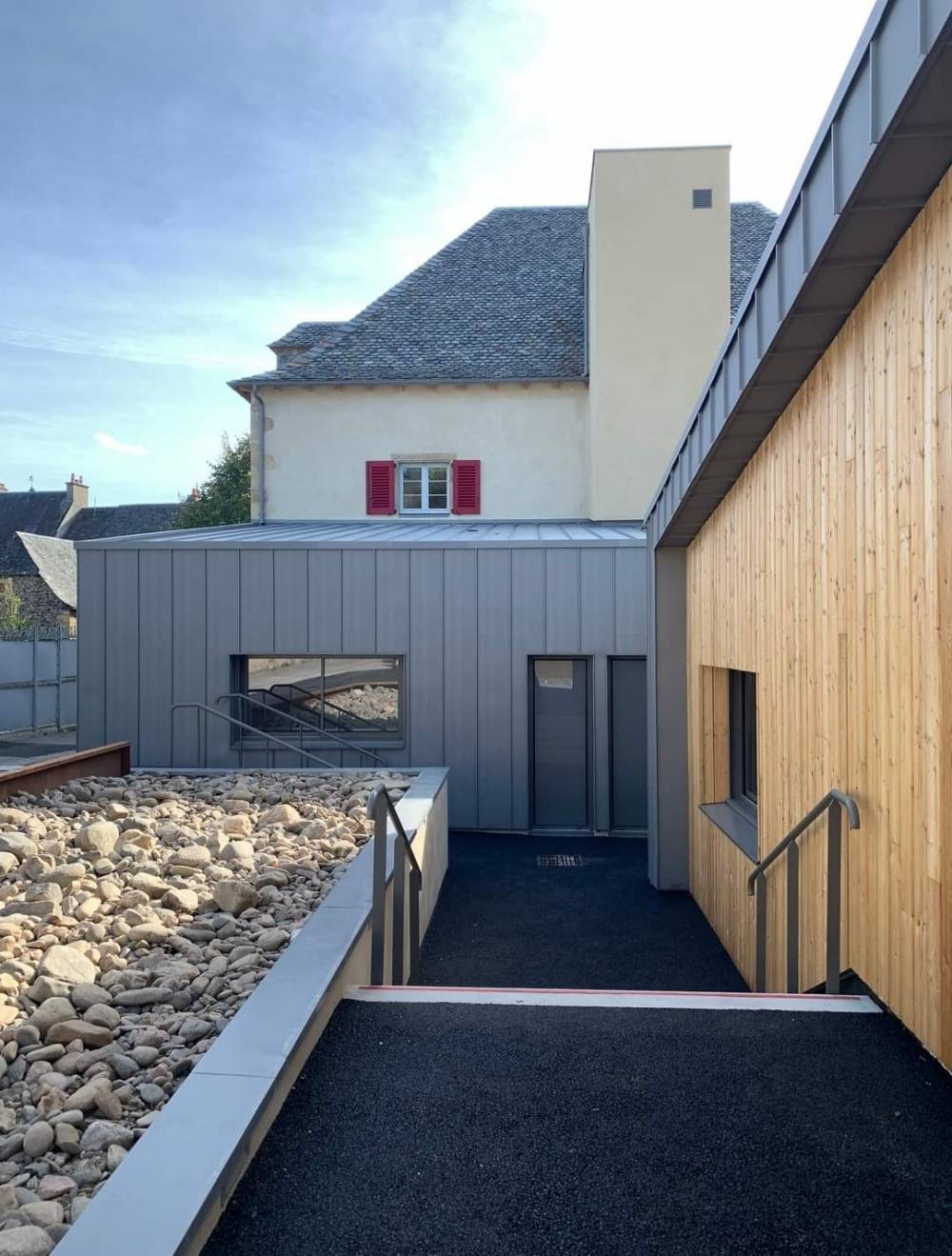 Maison de Santé - SAINT COME D'OLT (12)